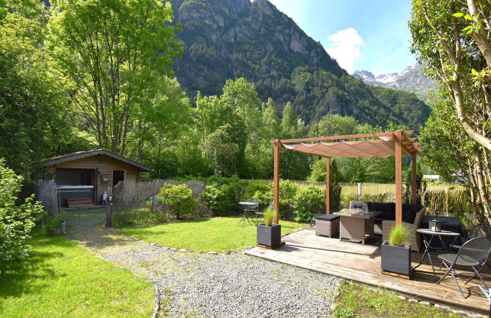 La Cle Des Bois Bed & Breakfast Le Bourg-d'Oisans Ngoại thất bức ảnh